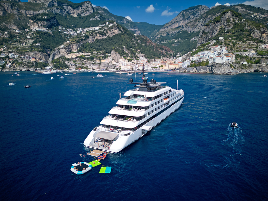  VON BARCELONA NACH PALMA DE MALLORCA (SAINT TROPEZ, MONTE CARLO, CALVI, PORTO CERVO, MENORCA, IBIZA)  -  EMERALD SAKARA