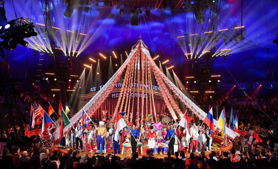 ZIRKUSFESTIVAL IN MONTE CARLO