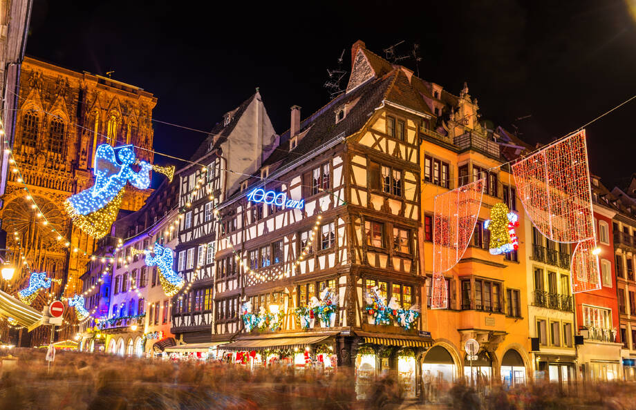 ADVENTZAUBER IN STRASBOURG