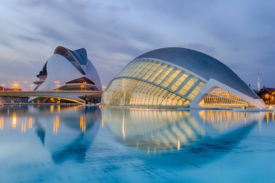 ST&Auml;DTEFLUG VALENCIA